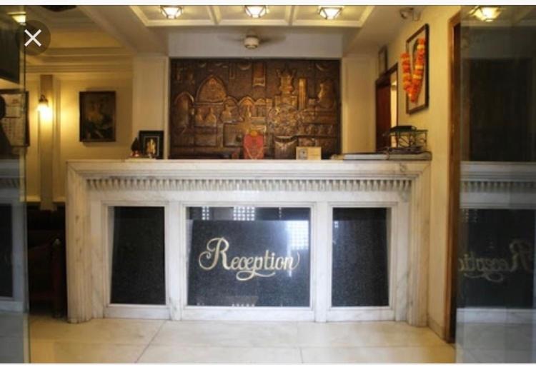 מומביי Hotel Ganesh Palace מראה חיצוני תמונה