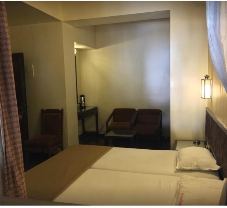 מומביי Hotel Ganesh Palace מראה חיצוני תמונה